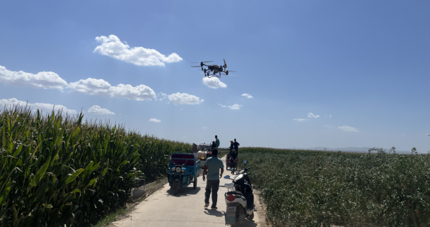 【和美乡村看甘肃】靖远县开展“一喷多促”统防统治 确保秋粮稳产增产